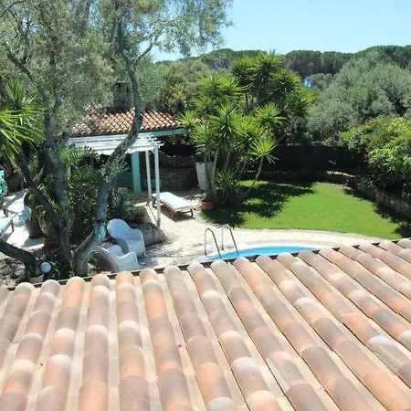 Sleeps 8 Pool Air Con Wifi